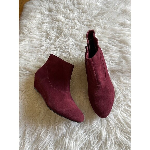 BC Born in California Size 6 Say Cheese Burgundy Wedge Booties - Picture 4 of 12